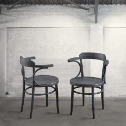 Krzesło bukowe, czarne z podłokietnikami DB004089